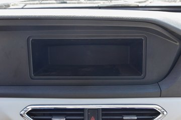 ������Խ��D1 ������ 1.6L���� 122���� 2.585��˫����ʽ΢��ͼƬ