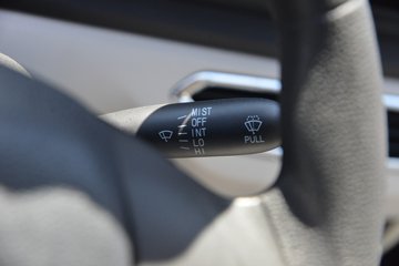 ������Խ��D1 ������ 1.6L���� 122���� 2.585��˫����ʽ΢��ͼƬ
