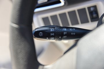 ������Խ��D1 ������ 1.6L���� 122���� 2.585��˫����ʽ΢��ͼƬ