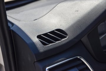 ������Խ��D1 ������ 1.6L���� 122���� 2.585��˫����ʽ΢��ͼƬ