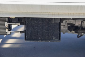 ������Խ��D1 ������ 1.6L���� 122���� 2.585��˫����ʽ΢��ͼƬ