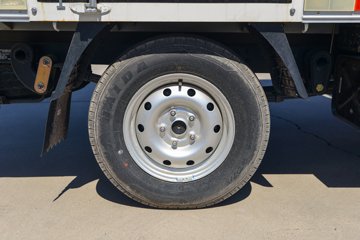 ������Խ��D1 ������ 1.6L���� 122���� 2.585��˫����ʽ΢��ͼƬ