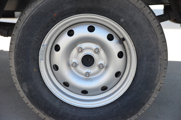 ������Խ��D1 ������ 1.6L���� 122���� 2.585��˫����ʽ΢��ͼƬ
