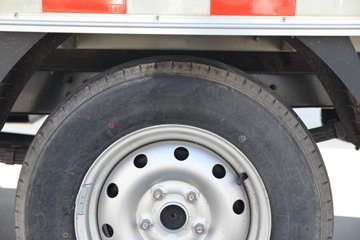 ������Խ��D1 ������ 1.6L���� 122���� 2.585��˫����ʽ΢��ͼƬ
