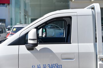 ������Խ ����EV �콢�� Һɲ 3.795�׵��Ŵ��綯����΢�� ����ʱ��70.59kWhͼƬ