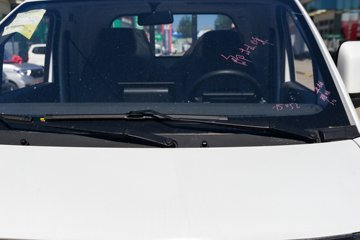 ������Խ ����EV �콢�� Һɲ 3.795�׵��Ŵ��綯����΢�� ����ʱ��70.59kWhͼƬ