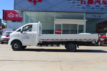 ������Խ ����EV �콢�� Һɲ 3.795�׵��Ŵ��綯����΢�� ����ʱ��70.59kWhͼƬ