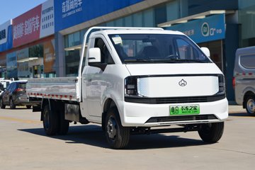 ������Խ ����EV �콢�� Һɲ 3.795�׵��Ŵ��綯����΢�� ����ʱ��70.59kWhͼƬ