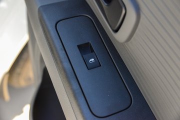 ������Խ ����EV �콢�� Һɲ 3.795�׵��Ŵ��綯����΢�� ����ʱ��70.59kWhͼƬ