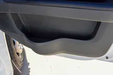 ������Խ ����EV �콢�� Һɲ 3.795�׵��Ŵ��綯����΢�� ����ʱ��70.59kWhͼƬ