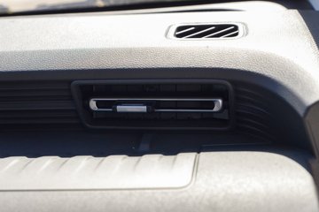 ������Խ ����EV �콢�� Һɲ 3.795�׵��Ŵ��綯����΢�� ����ʱ��70.59kWhͼƬ