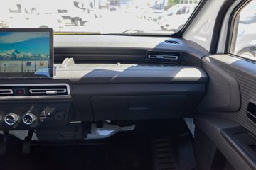 ������Խ ����EV �콢�� Һɲ 3.795�׵��Ŵ��綯����΢�� ����ʱ��70.59kWhͼƬ