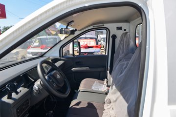 ������Խ ����EV �콢�� Һɲ 3.795�׵��Ŵ��綯����΢�� ����ʱ��70.59kWhͼƬ