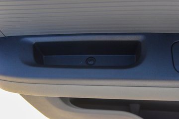 ������Խ ����EV �콢�� Һɲ 3.795�׵��Ŵ��綯����΢�� ����ʱ��70.59kWhͼƬ