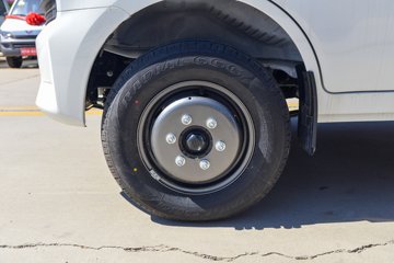 ������Խ ����EV �콢�� Һɲ 3.795�׵��Ŵ��綯����΢�� ����ʱ��70.59kWhͼƬ