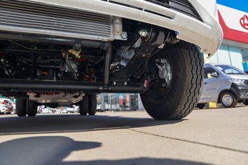 ������Խ ����EV �콢�� Һɲ 3.795�׵��Ŵ��綯����΢�� ����ʱ��70.59kWhͼƬ