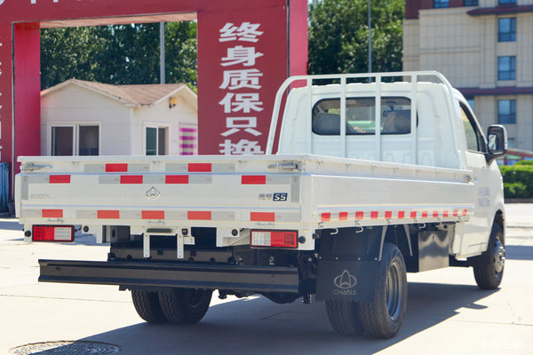 购星塔EV 享高达0.50万优惠