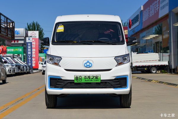 跨越星V5EV 实用靠谱 纯电商用实力派，大空间更能装