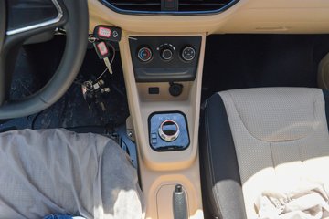 ������Խ��V5EV 2025�� ������ 2�� ���綯��ջ��� ����ʱ��41.86kWhͼƬ