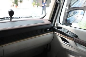 ������������HK 14.5L LNG 580���� 6X4 ����12�� AMT�Զ��� 440���� ǣ����ͼƬ
