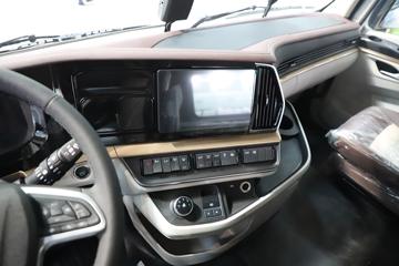 ������������HK 14.5L LNG 580���� 6X4 ����12�� AMT�Զ��� 440���� ǣ����ͼƬ