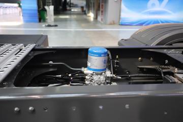 ������������HK 14.5L LNG 580���� 6X4 ����12�� AMT�Զ��� 440���� ǣ����ͼƬ