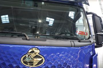 ������������H5V ������ 7L���� 380���� 4X2 ��ʿ��9�� AMT�Զ��� 9.7����ʽ�ػ���ͼƬ