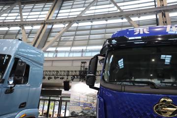 ������������H5V ������ 7L���� 380���� 4X2 ��ʿ��9�� AMT�Զ��� 9.7����ʽ�ػ���ͼƬ