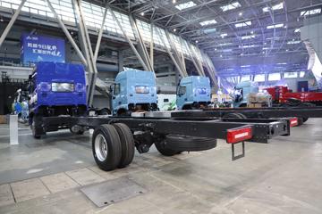 ������������H5V ������ 7L���� 380���� 4X2 ��ʿ��9�� AMT�Զ��� 9.7����ʽ�ػ���ͼƬ