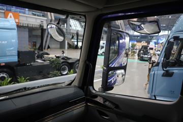 ������������H5V ������ 7L���� 380���� 4X2 ��ʿ��9�� AMT�Զ��� 9.7����ʽ�ػ���ͼƬ