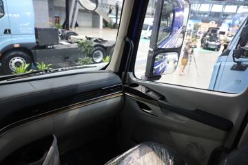 ������������H5V ������ 7L���� 380���� 4X2 ��ʿ��9�� AMT�Զ��� 9.7����ʽ�ػ���ͼƬ