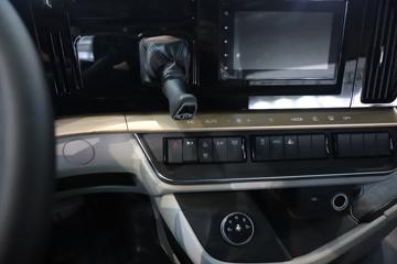 ������������H5V ������ 7L���� 380���� 4X2 ��ʿ��9�� AMT�Զ��� 9.7����ʽ�ػ���ͼƬ