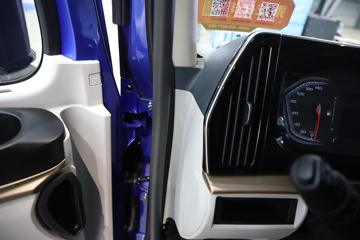 ������������H5V ������ 7L���� 380���� 4X2 ��ʿ��9�� AMT�Զ��� 9.7����ʽ�ػ���ͼƬ