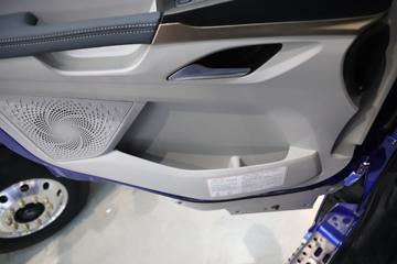 ������������H5V ������ 7L���� 380���� 4X2 ��ʿ��9�� AMT�Զ��� 9.7����ʽ�ػ���ͼƬ