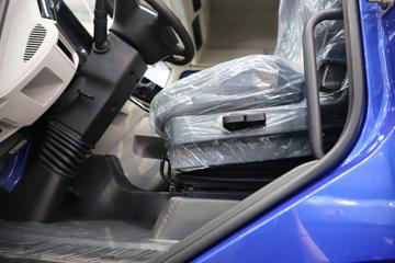 ������������H5V ������ 7L���� 380���� 4X2 ��ʿ��9�� AMT�Զ��� 9.7����ʽ�ػ���ͼƬ