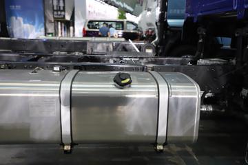 ������������H5V ������ 7L���� 380���� 4X2 ��ʿ��9�� AMT�Զ��� 9.7����ʽ�ػ���ͼƬ