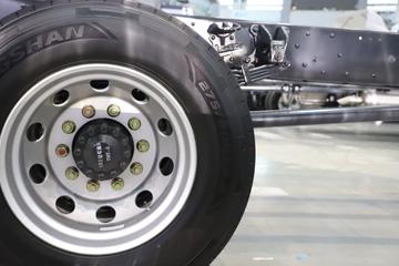 ������������H5V ������ 7L���� 380���� 4X2 ��ʿ��9�� AMT�Զ��� 9.7����ʽ�ػ���ͼƬ