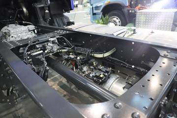 ������������H5V ������ 7L���� 380���� 4X2 ��ʿ��9�� AMT�Զ��� 9.7����ʽ�ػ���ͼƬ