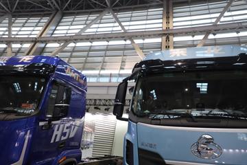 ������������H5 7.7L LNG 320���� 4X2 ��ʿ��8�� 9.7����ʽ�ػ���ͼƬ