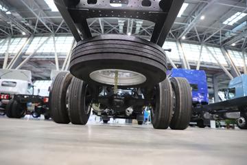 ������������H5 7.7L LNG 320���� 4X2 ��ʿ��8�� 9.7����ʽ�ػ���ͼƬ