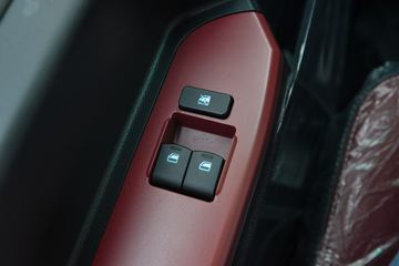 ���縣��M5Q 1.6L���� 120���� ����5�� 3.25�׵�������΢��ͼƬ