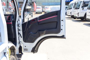���縣�� ��С��M5Q 1.6L 120���� ���� 3.8�׵�������΢��ͼƬ