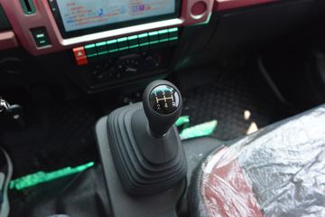 ���縣�� ��С��M5Q 1.6L 120���� ���� 3.8�׵�������΢��ͼƬ