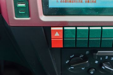 ���縣�� ��С��M5Q 1.6L 120���� ���� 3.8�׵�������΢��ͼƬ
