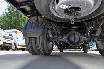 ���縣�� ��С��M5Q 1.6L 120���� ���� 3.8�׵�������΢��ͼƬ
