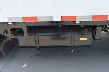 ���縣�� ��С��M5Q 1.6L 120���� ���� 3.8�׵�������΢��ͼƬ