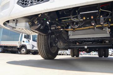 ���縣�� ��С��M5Q 1.6L 120���� ���� 3.8�׵�������΢��ͼƬ