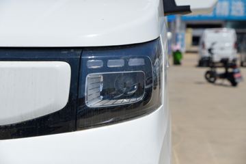 �������� ��һ���������EM80 2025�� ������ 2�� �Կ��� ���綯��ջ��� ����ʱ��41.86kWhͼƬ
