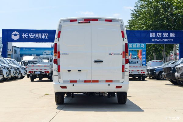 优惠0.5万 潍坊市睿行EM80电动封闭厢货火热促销中 优惠0.5万 潍坊市睿行EM80电动封闭厢货火热促销中