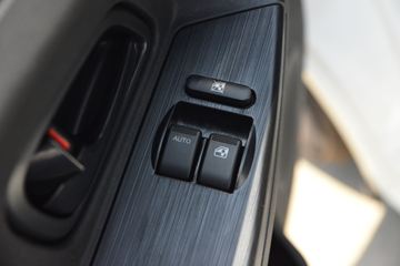 �������� ��һ���������EM80 2025�� ������ 2�� �Կ��� ���綯��ջ��� ����ʱ��41.86kWhͼƬ